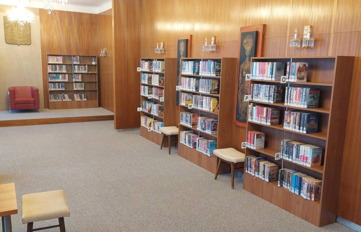 Upozorňujeme na změnu otevírací doby knihovny v Bělotíně, která od dubna bude otevřena každý čtvrtek od 12:00 do 17:00.  Budeme se těšit na vaši návštěvu.