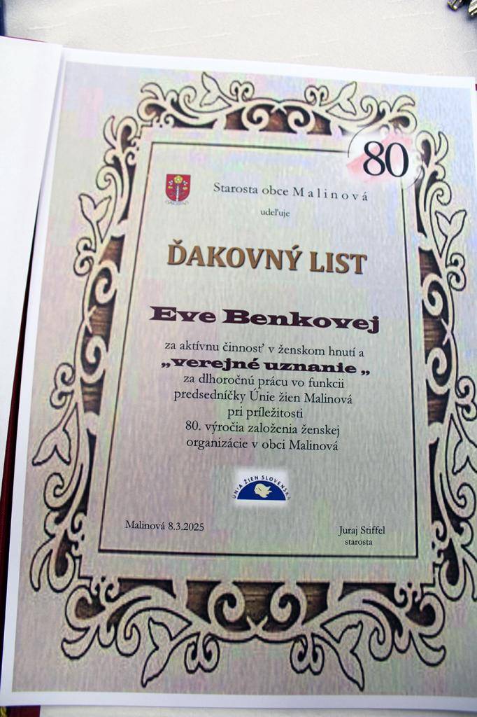 Na slávnostnej výročnej schôdzi 8. marca Únia žien Slovenska v Malinovej oslávila 80. výročia založenia ženskej organizácie v obci a zároveň aj MDŽ.