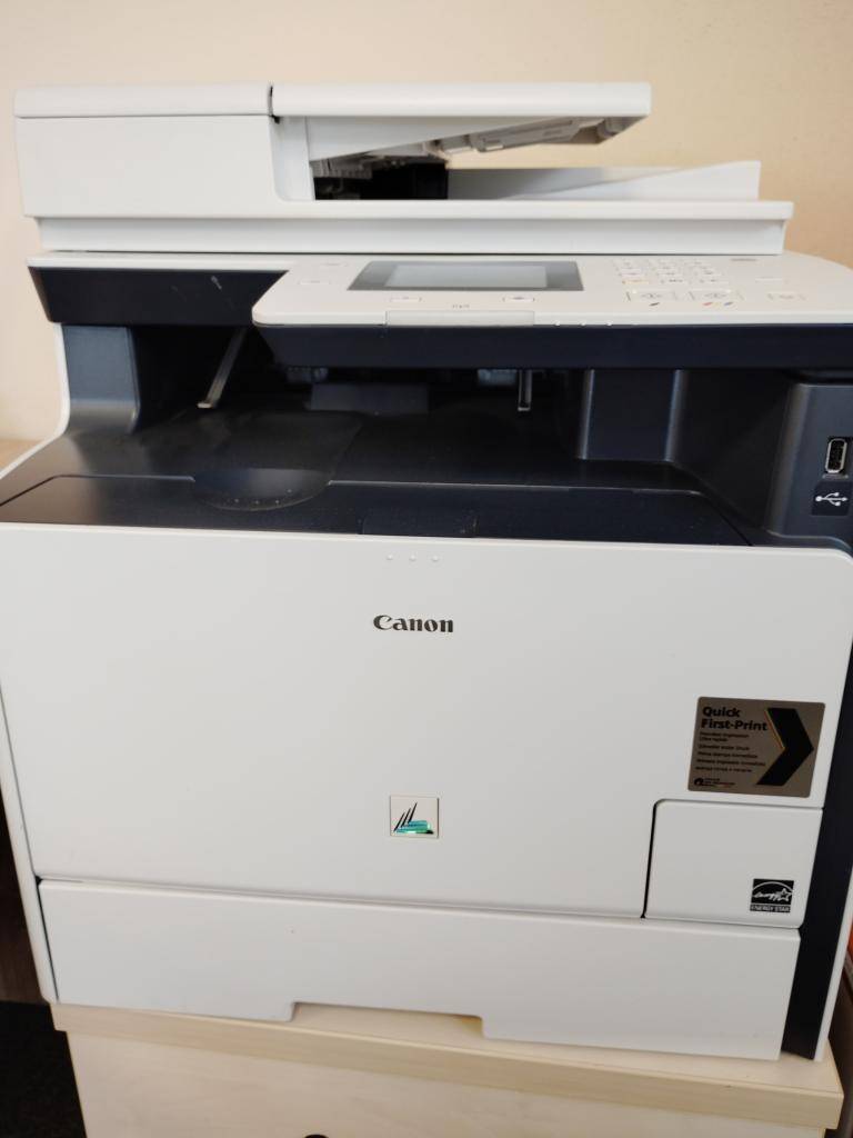 Obec Anenská Studánka nabízí občanům multifunkční laserovou tiskárnu.