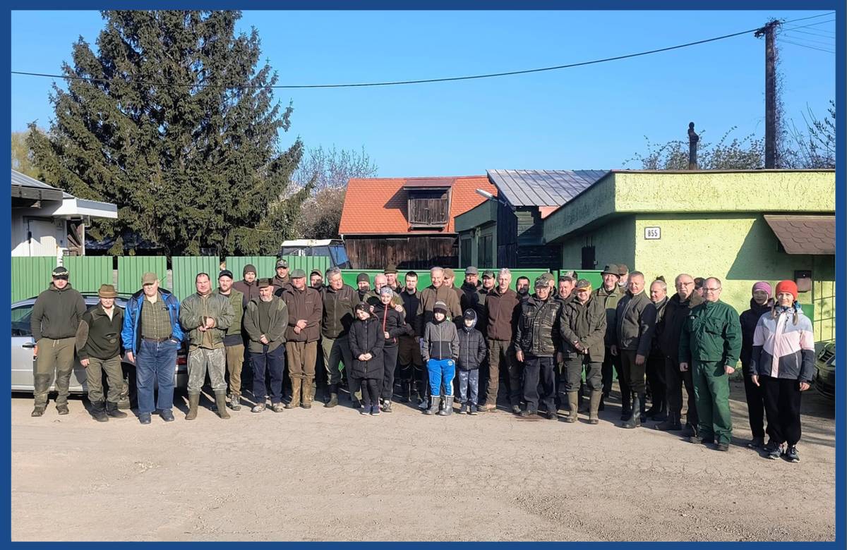 Počas podujatia ČISTÝ REVÍR = ČISTÁ PRÍRODA dobrovoľníci vyzbierali približne 50 vriec odpadu aj nadrozmerný odpad.