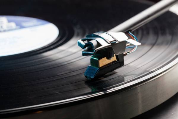 15.04.26 17.30  Jste milovníci literatury? A hudby? Pak neváhejte navštívit oblíbené literárně-hudební Setkání s písničkáři! Tematicky laděnými večery, které se konají (zpravidla) každou druhou středu v měsíci v kavárně Za oknem, vás provede Mirek Martínek a jeho hosté. Setkání startují...