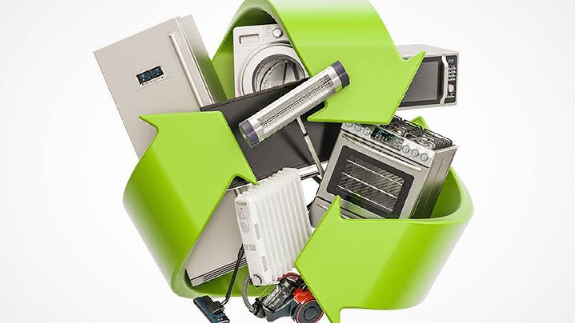 Vážení občania, zajtrá bude zvoz NEBEZPEČNÉHO ODPADU a ELEKTROODPADU. Odpad poprosím zhromažďovať na mieste na to určenom, pri budove zbrojnici. Ďakujem