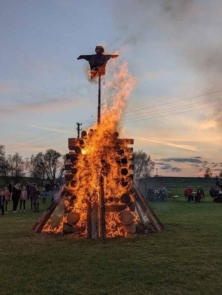 30. 4. 2026 OD 16.00 HODIN SAD UHŘICE