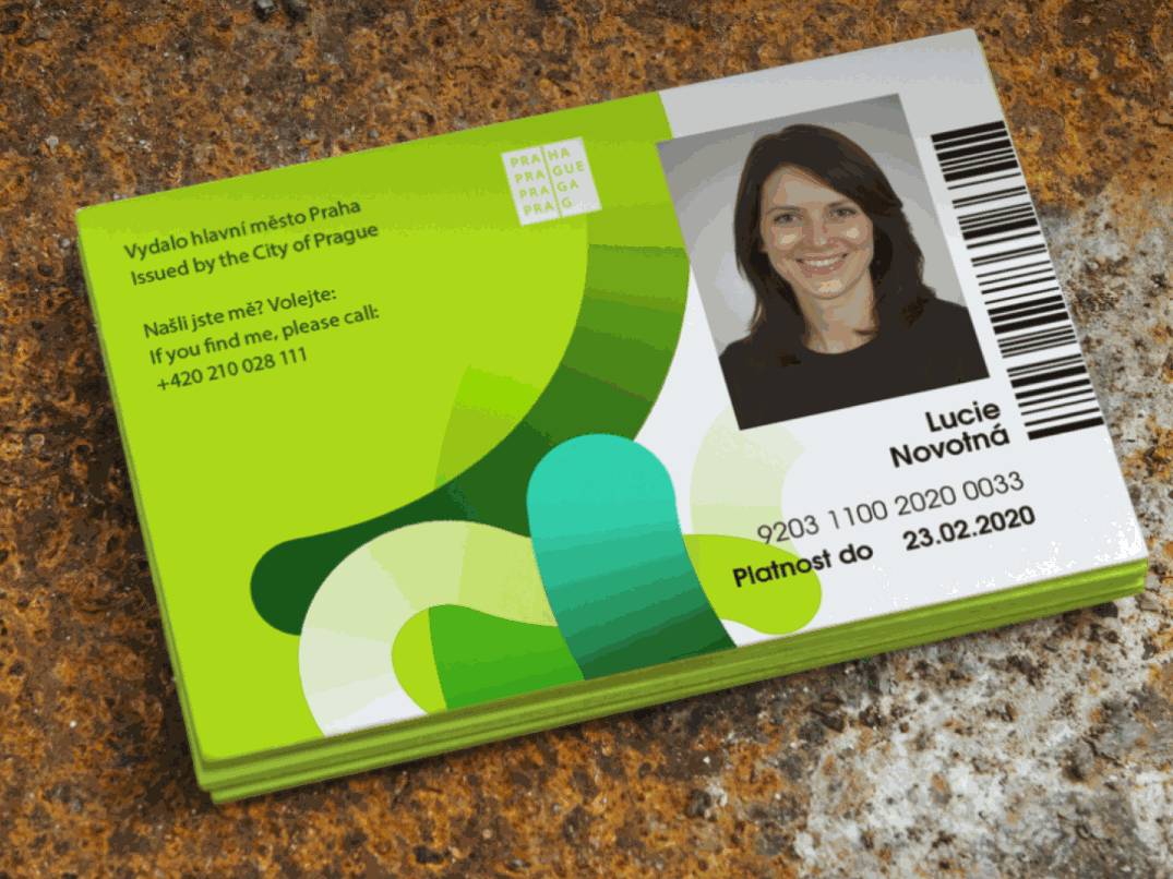 Používáte Lítačku? Pokud má na sobě uvedený rok 2020, čeká vás letos výměna. Nepropásněte termín a ověřte si platnost své karty včas.