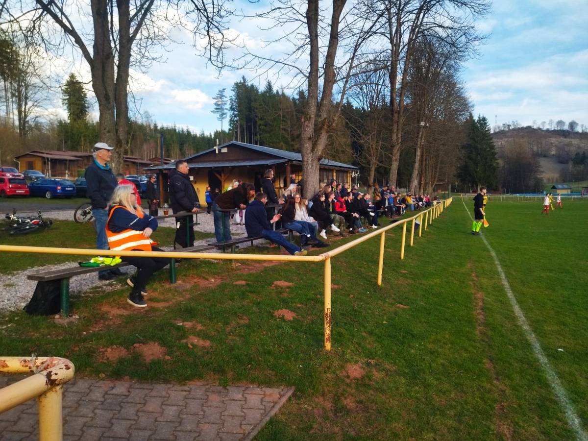 FK Dolní Kalná zve všechny své fanoušky na utkání 1.B třídy FK Dolní Kalná "A"-TJ Spartak Košíčky, které se hraje dnes,v sobotu 11.dubna od 16.30 Pod Kaštany.