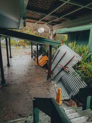 Supertajfun Sinlaku napáchál škody v západním pacifiku