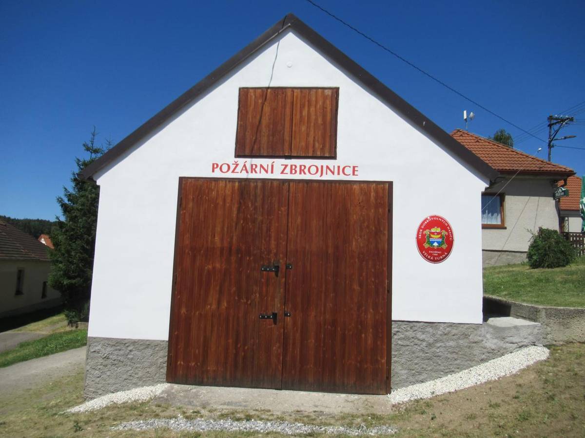 Členové SDH Velká Turná a zásahová jednotka Velká Turná provedou v sobotu 18.dubna 2026 cvičné přezkoušení požární zásahové techniky a vybavení při pálení klestí na Pazderně za obcí Velká Turná.