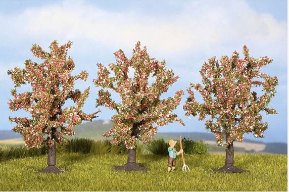 Firma Kohaplant, bude 17.4. od 15:30 před OÚ prodávat: ovocné stromy, keře, drobné ovoce a růže.V nabídce stromky pro jarní výsadbu, ale také pozdní odrůdy se zvýšenou odolností proti mrazu.Např.broskve,jabloně,hrušky,rybízy, borůvky, atd.