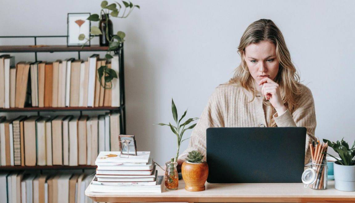 Zlín - Členové Rady města Zlína pokračují v pravidelných debatách s obyvateli místních částí. Vedení města tak nabízí prostor pro otevřenou diskuzi například na téma dopravy, školství, městské zeleně, životního prostředí nebo městských investic. Město letos přichází s novinkou, lidé mohou své dotazy zasílat předem prostřednictvím online formuláře a odpovědi zazní přímo na jednání.