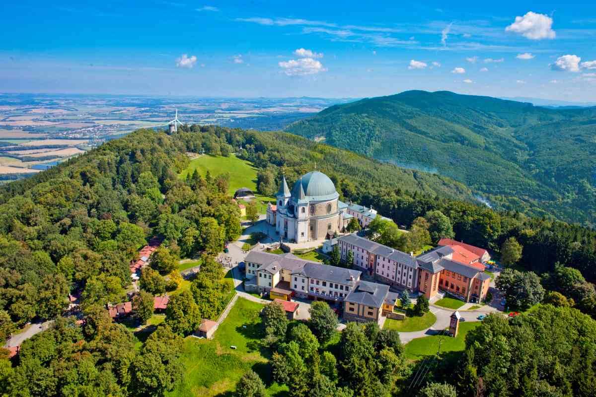 Tradiční hasičská pouť na Svatém Hostýně se koná 25. 4. 2026.