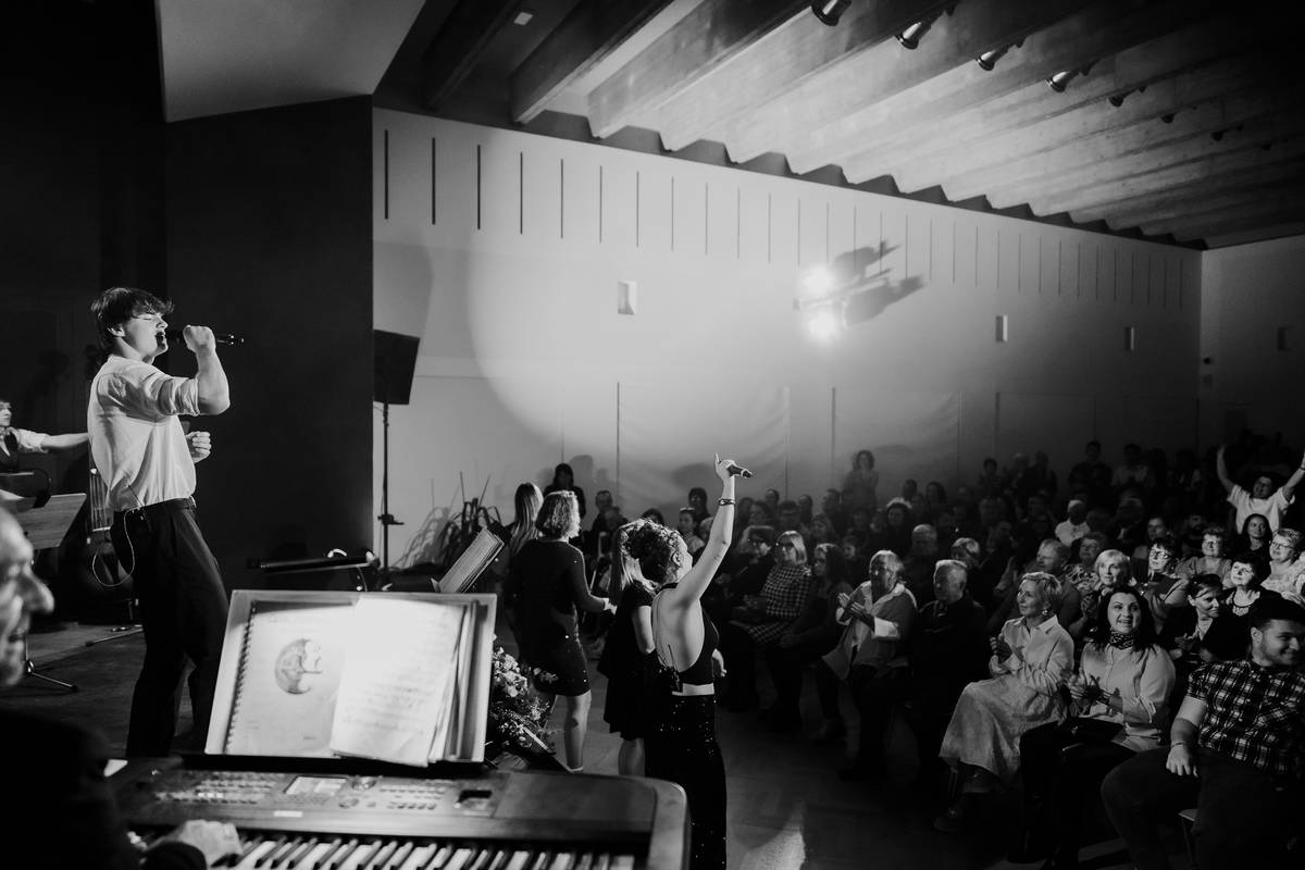 Opakovaný koncert Art Music Orchestra, ktorý sa uskutoční v nedeľu 26. 4. 2026 o 18:00 h, je opäť vypredaný. Ďakujeme za váš záujem, v budúcnosti sa s Art Music Orchestra určite ešte v Kultúrnom centre centre OSVETA stretneme 👏