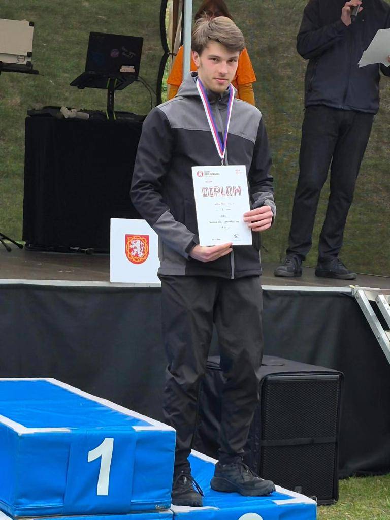 Náš člen TJ Sokol Nížkov Filip Křesťan se 12. dubna 2026 zúčastnil Sokolského krosu na 10 km v Jaroměři a vedl si opravdu výborně!
