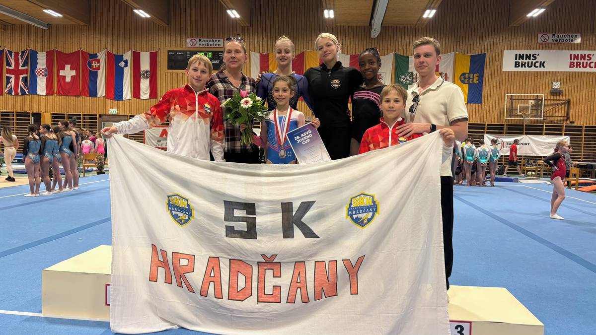 Mimořádného úspěchu dosáhla devítiletá gymnastka z Jindřichova Hradce Marie Jiráková, která na mezinárodním závodě ASVO Cup konaném 18. března v rakouském Innsbrucku vybojovala bronzovou medaili.