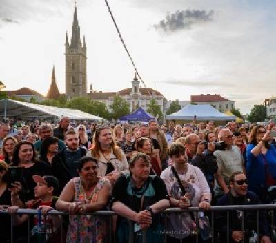 Čáslavské slavnosti – největší městská akce! Pro rok 2026 si zapište sobotu 30. 5 od 13:00. Bohatý hudební zážitek, dvě stage, hvězdní hosté, gastro zóna, dětská zóna, otevřená vyhlídková věž, vyhlídk...