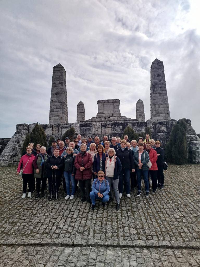 Poznávací zájazd seniorov.