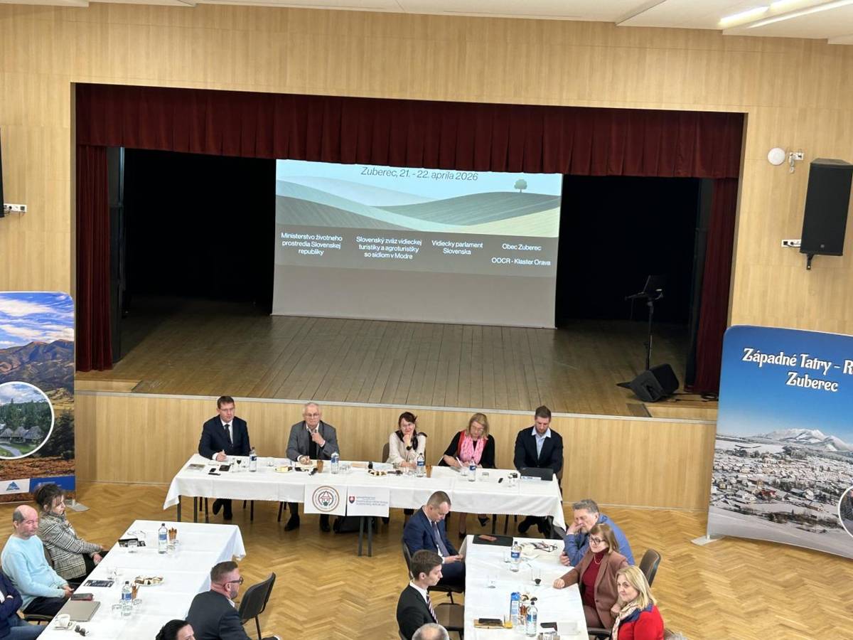 V Zuberci sa uskutočnila v dňoch 21. - 22.apríla 2026 pod záštitou podpredsedu vlády a ministra životného prostredia Tomáša Tarabu odborná konferencia členov SZVTA a priaznivcov slovenského vidieka.