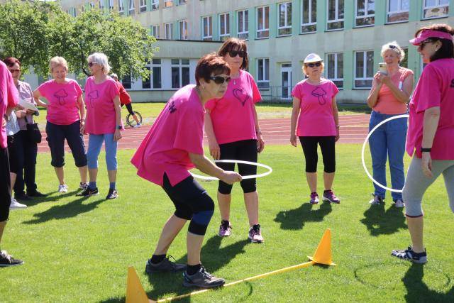 Projekt Senioři sportem k přátelství a prevenci letos přichází s novinkou – poprvé se uskuteční jako dvoudenní sportovní akce. Senioři z Přerova a jeho místních částí se mohou těšit nejen na tradiční sportovní hry, ale i na samostatný bowlingový turnaj.                               Číst dál...