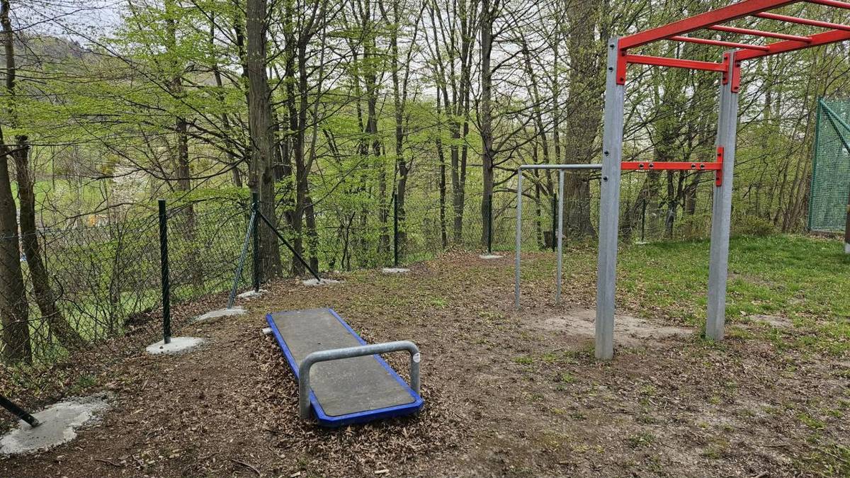 Oplocení Kuří