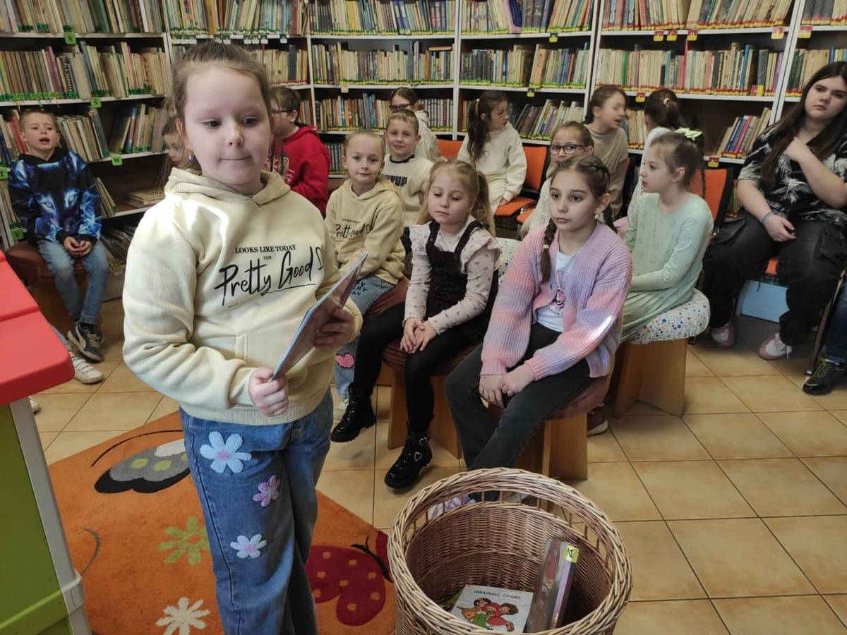 Mestská knižnica Turzovka sa aj tento rok zapojila do celoslovenského podujatia Týždeň slovenských knižníc, ktorý sa niesol v duchu motta „Čítanie je cesta“.