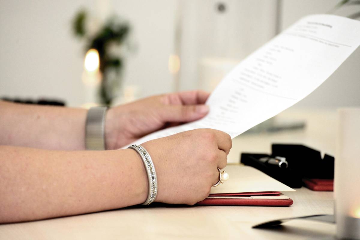 Vážení občané, dovolujeme si Vás informovat, že v úřední den ve čtvrtek 14. května 2026, bude z provozních důvodů pro veřejnost uzavřeno pracoviště oddělení matriky na ul. Politických obětí 2478, Místek, a to v době od 08:00 do 12:00 hodin. Matriční záležitosti bude možno vyřídit odpoledne nebo následující úřední den. Děkujeme za pochopení.