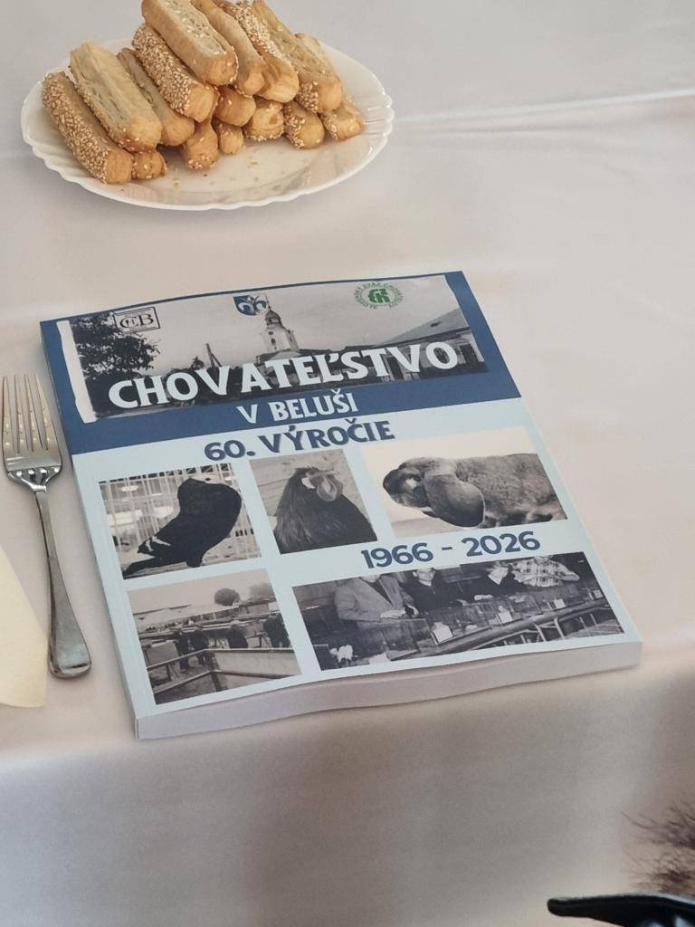 V sobotu 25. apríla 2026 si členovia ZO SZCH v Beluši spolu s pozvanými hosťami pripomenuli 60. výročie svojho založenia. 31. januára 1966 vtedy 19 členov založilo chovateľskú organizáciu, ktorá dnes organizuje jednu z najväčších výstav na Slovensku a žne úspechy vo výstavníckej činnosti.