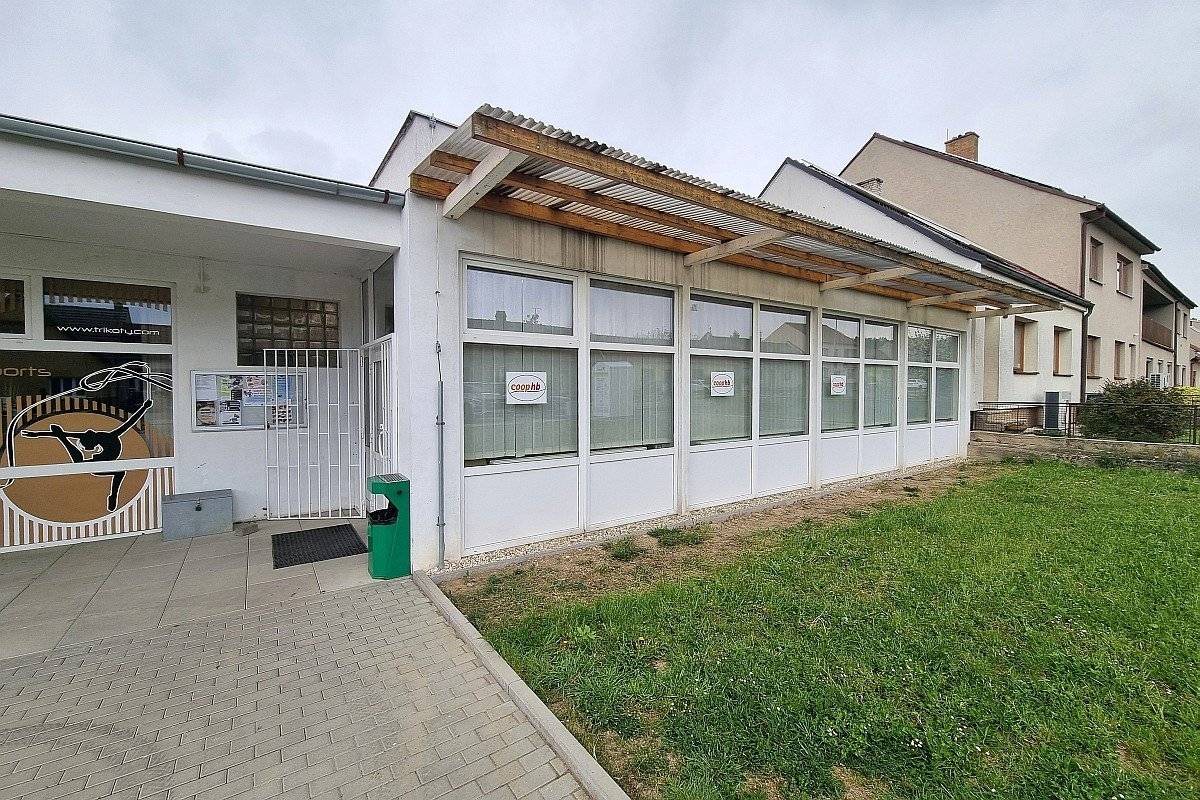 🕛🛒Otevírací doba prodejny potravin COOP HB během květnových státních svátků       1. 5. 2026 6:30 - 12:00   8. 5. 2026 zavřeno