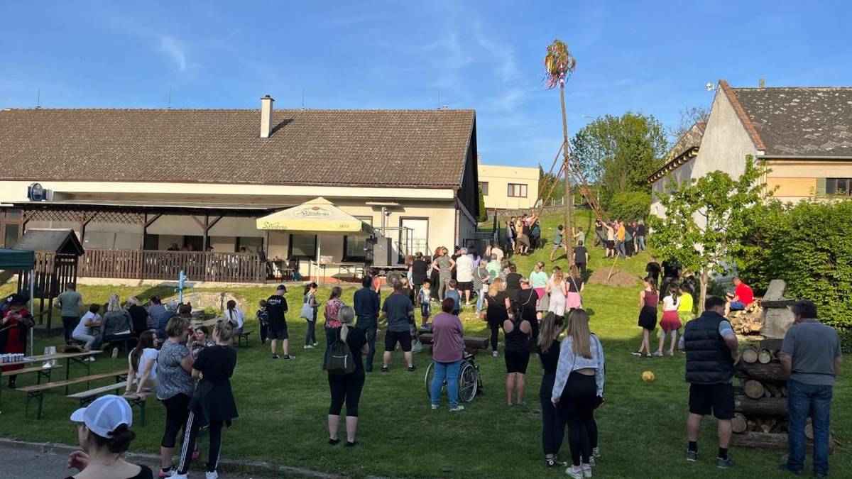 Tradiční stavění májky proběhne 30.4.2026 v 18 hod.
