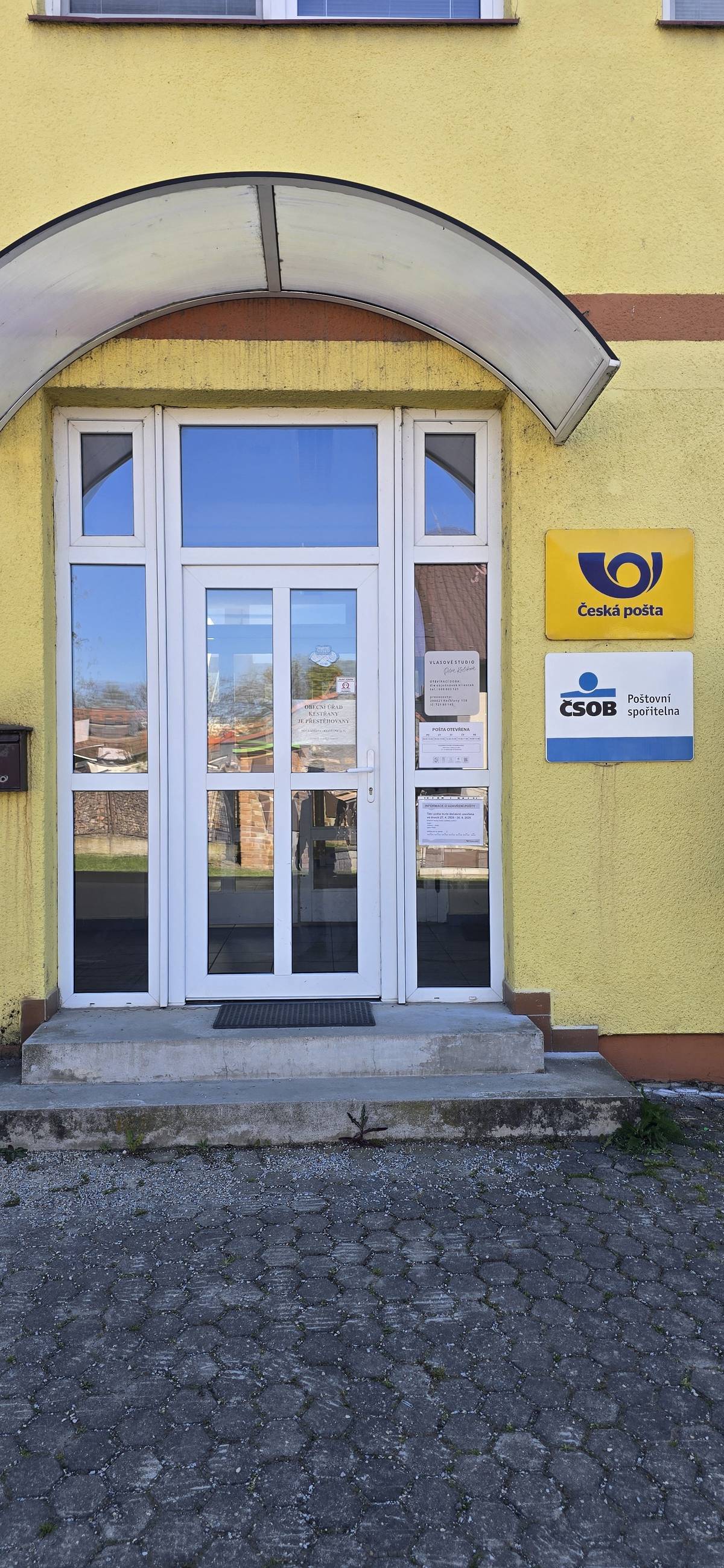 Pošta v Kestřanech 29. a 30.4. uzavřena z důvodu stěhování, od pondělí 4.5.2026 otevřena v budově bývalého OÚ, v přízemí, v prostorách nového kadeřnictví Petry Keclíkové,  otevírací doba  PO, ÚT = 8-10h, ST = 12-14h, ČT = 15-17h, PÁ = 10-12h