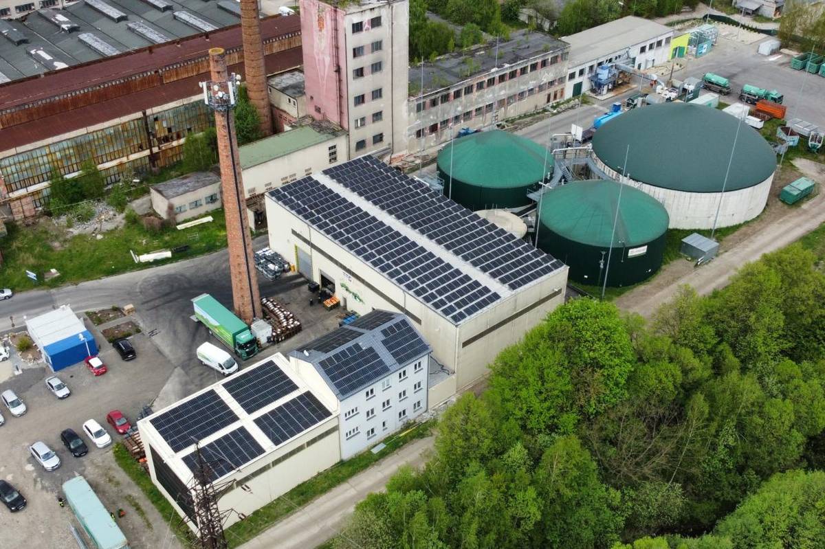 Odpadová bioplynová stanice EFG Rapotín BPS, která jako první v České republice začala v roce 2019 dodávat biometan do plynárenské distribuční soustavy, dosáhla českého rekordu v objemu biometanu dodaného do distribuční sítě během 24 hodin.
