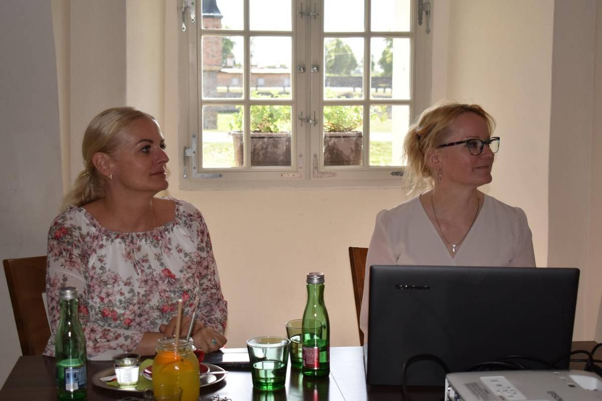V Zámockej kaviarni v Holíči sa 28. apríla 2026 uskutočnila prednáška a diskusia venovaná skríningu prsníkov. Podujatie bolo určené širokej verejnosti a zameralo sa na význam prevencie a včasného záchytu ochorení.