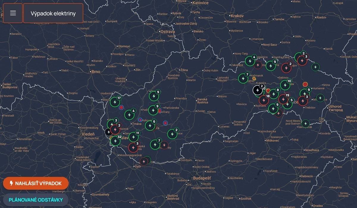 Aktuálne poruchy a plánované odstávky elektrickej energie prostredníctvom webovej aplikácie nájdete na Výpadok elektriny.  ( www.vypadokelektriny.sk )