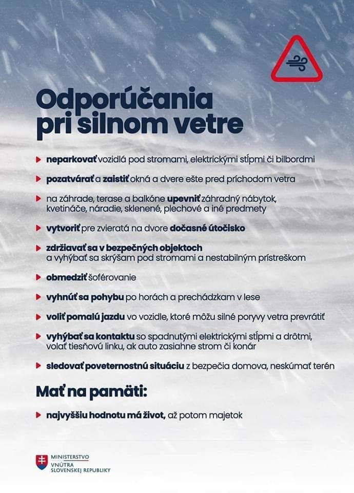 Slovenský hydrometeorologický ústav vydal výstrahu 1. stupňa pred vetrom pre územie Seneckého okresu od 5.5.2026 od 10:00 do 19:00 hod.  Miestami sa očakáva výskyt vetra, ktorý dosiahne okolo 13 m/s (45 km/h) alebo krátkodobo (v nárazoch) rýchlosť 18 - 20 m/s (65 - 70 km/h).