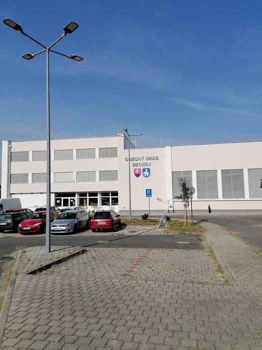 Oznamujeme občanom, že v piatok 8.5.2026 bude Obecný úrad v Beckove zatvorený. Parcovníci úradu budú čerpať dovolenku.