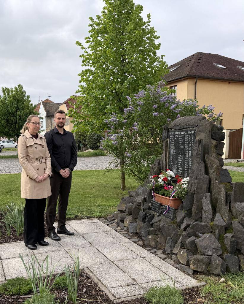 Ve dnech 7. a 8. května jsme si v naší obci připomněli 81. výročí ukončení druhé světové války a společně uctili památku všech, kteří během válečných let přišli o své životy.