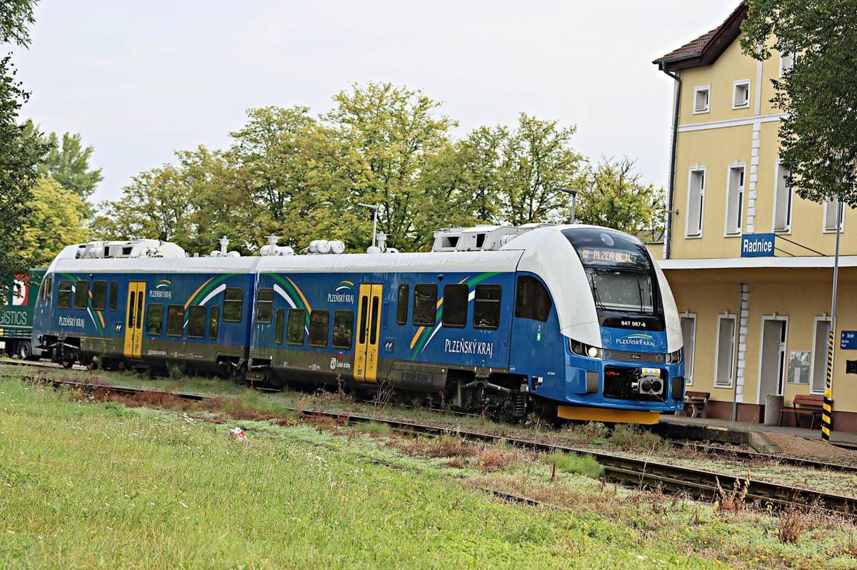 Informujeme občany o výlukovém jízdním řádu pro výluku s náhradní autobusovou dopravou v úseku Chrást u Plzně - Radnice ve dnech 18.5. - 27.5. 2026.