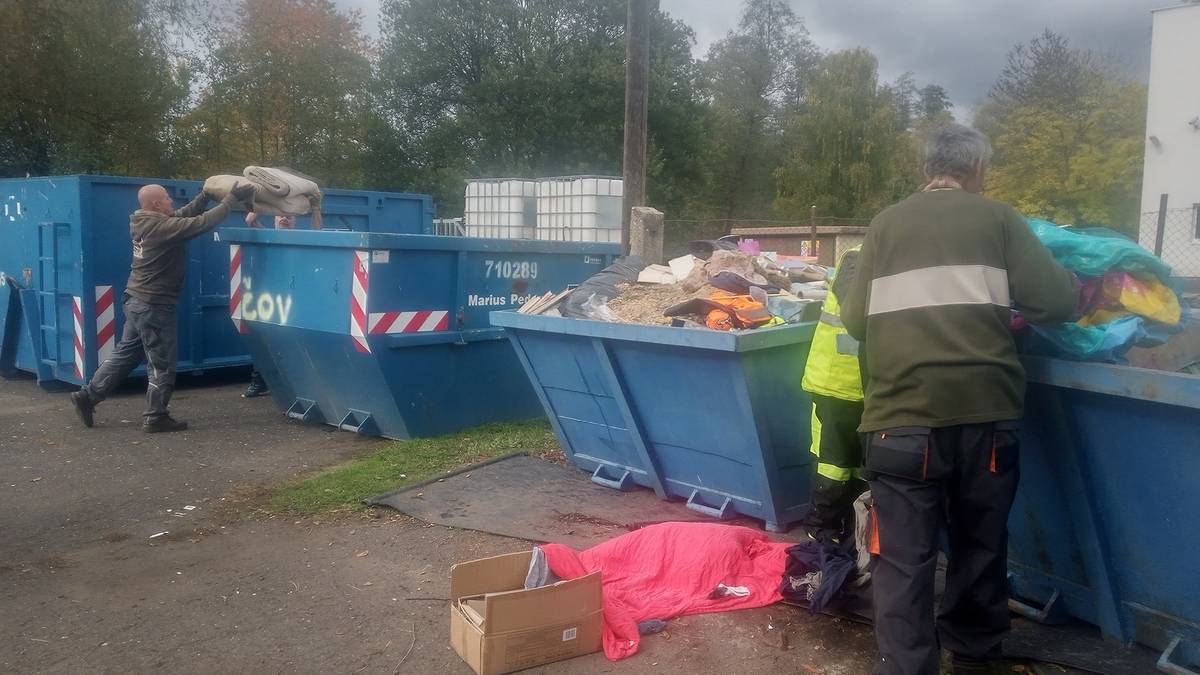 Objemný odpad bude přijímán od občanů Proboštova a Přítkova po předložení občanského průkazu tento týden na sběrném místě – u haly Na Lučinách: Pondělí 12.00-17.00; Úterý a čtvrtek Po předchozí domluvě; Středa 12.00-17.00; Pátek 8.00- 12.00; Sobota 8.00-12.00.