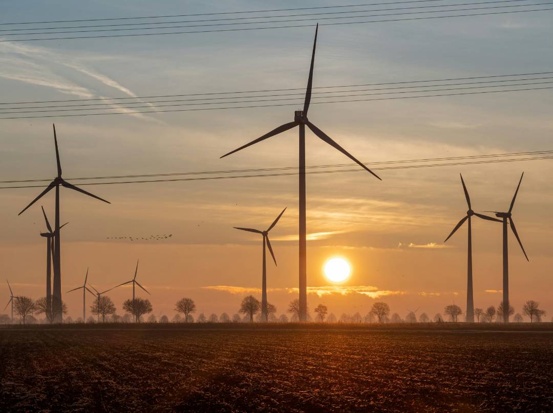 Upozornění na navržené akcelerační zóny pro větrné elektrárny – nabídka součinnosti pro bezodkladné jednání.