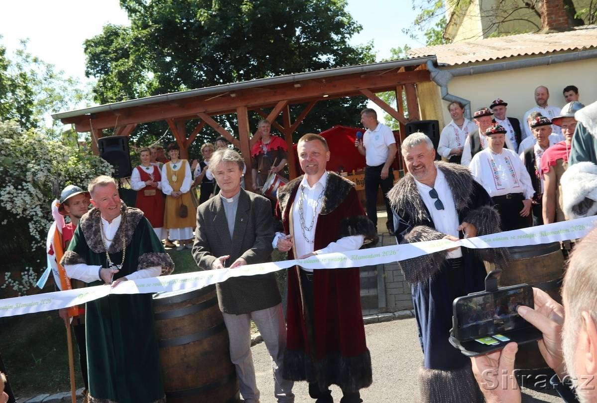 Další vydařené Putování za vínem po tasovických a hodnických sklepech proběhlo v sobotu 9.5.2026.