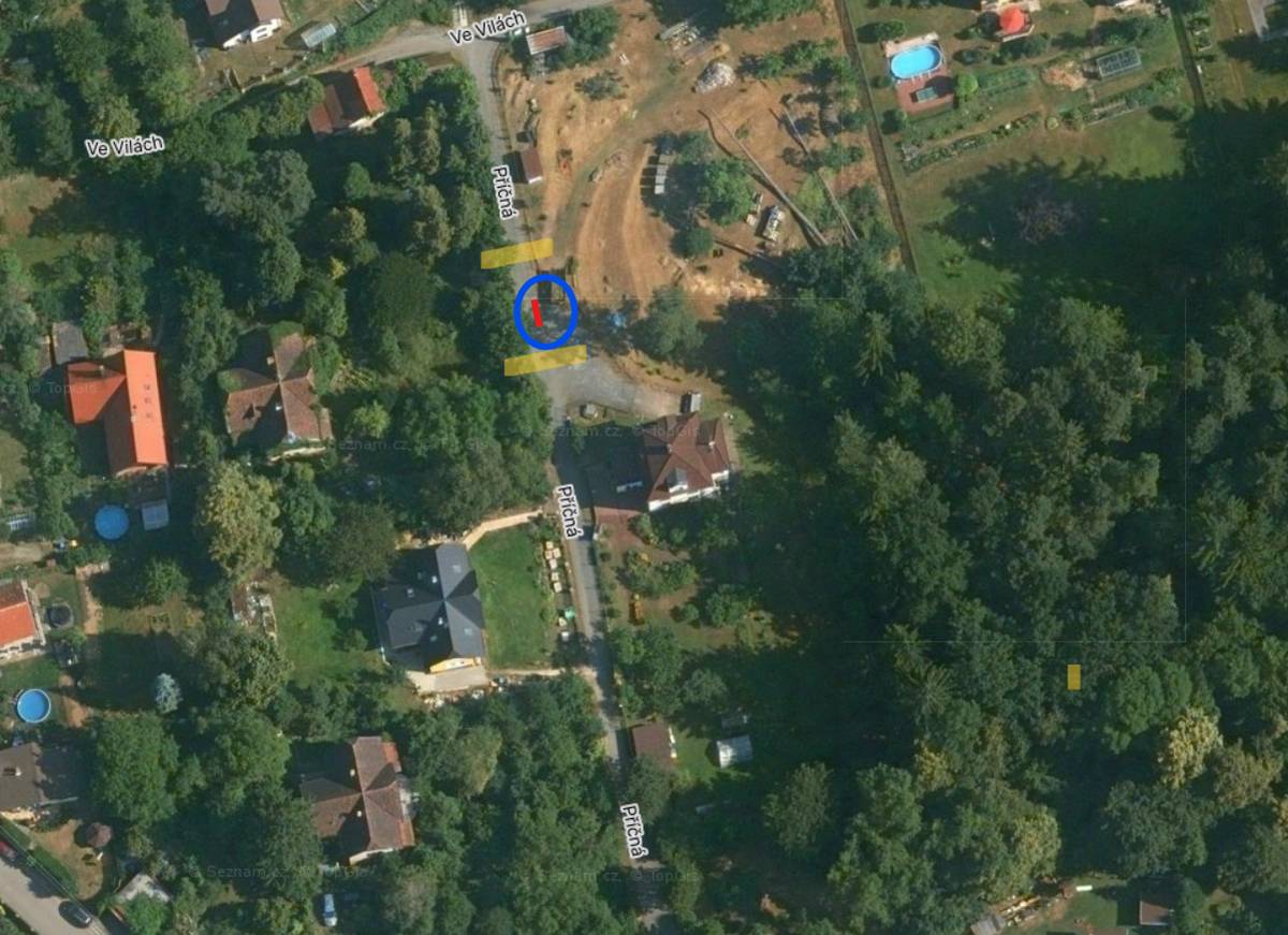 Z důvodu zjištěné poruchy je nutné provést výkop v ulici Příčná u č. p. 128.  Výkop bude realizován v úterý 19. 5. v termínu 7:30 - 15:30. V tuto dobu bude ulice neprůjezdná.  Přesnější lokalizace na přiloženém obrázku.   Děkujeme za pochopení.