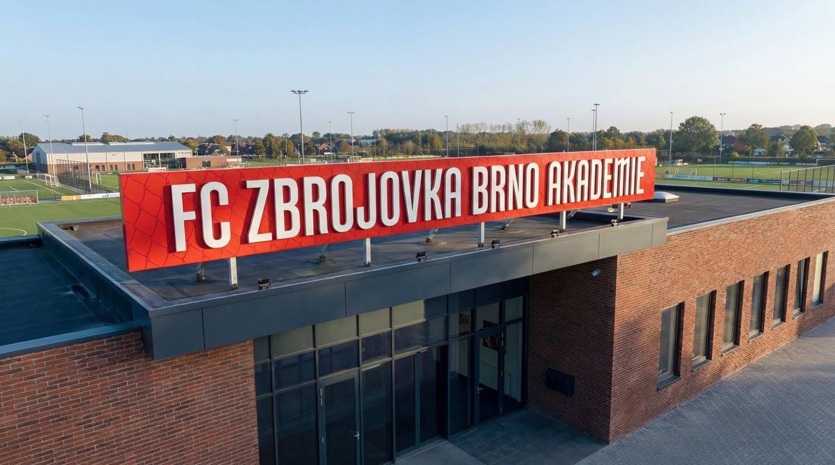 Vážení občané, dovolujeme si Vás pozvat na veřejné setkání se zástupci FC Zbrojovka Brno, které se bude věnovat připravovanému projektu výstavby fotbalové akademie v obci Měnín. Setkání proběhne v úterý 2. června 2026 od 18:00 v místním kině. Během večera budou představeny základní informace k projektu, plánovaný záměr i další postup. Součástí programu bude také prostor pro dotazy a diskusi s občany. Pro návštěvníky bude zajištěno občerstvení. Z organizačních důvodů Vás proto prosíme o vyplnění krátkého dotazníku, díky kterému budeme moci zajistit odpovídající kapacitu občerstvení. Dotazník naleznete zde: Vyplnit dotazník  Děkujeme a těšíme se na Vaši účast. S pozdravem Obec Měnín & FC Zbrojovka Brno