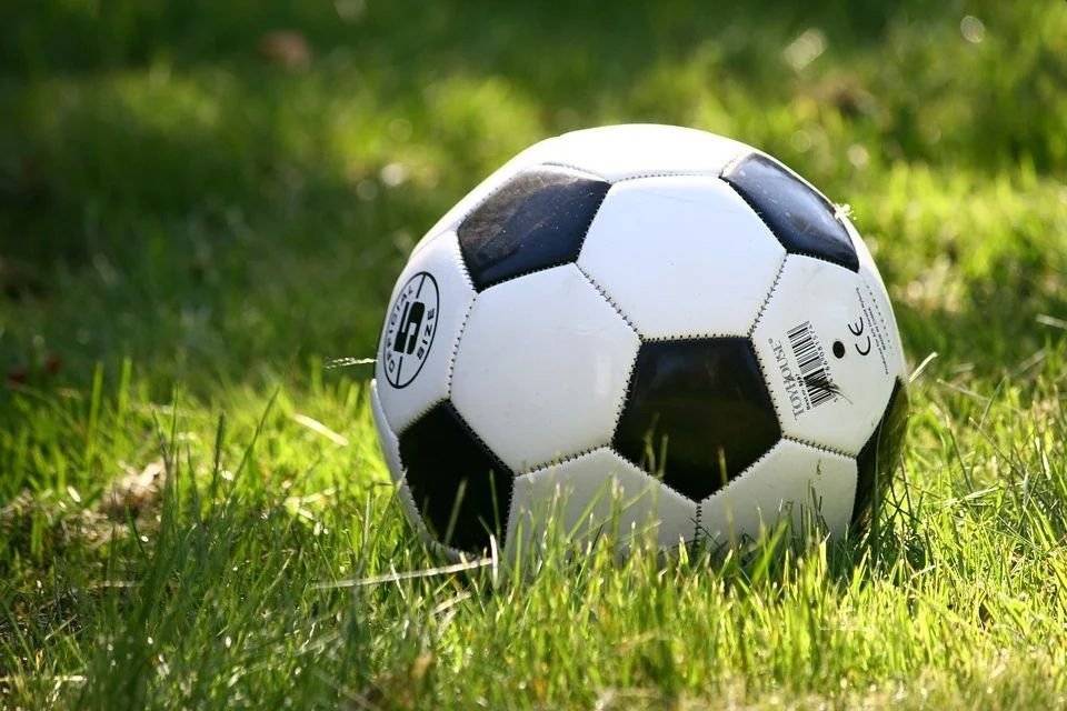 SOBOTA (23.5.) 10:00 FK RUDNÁ U19 - TJ HOSTIVICE NEDĚLE (24.5.) 17:00 FK RUDNÁ B - TJ KARLŠTEJN