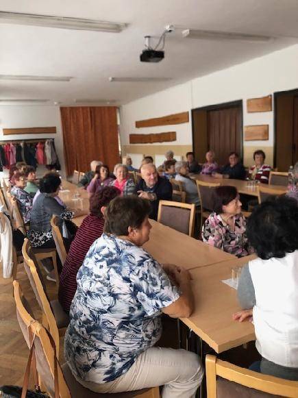 Společně jsme poseděli, navštívili kulturní akce, zasportovali a provedli duhovní odpočinek.