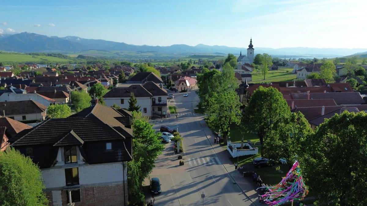 Naše tradície nie sú len spomienkou na minulosť, sú živým putom, ktoré nás spája s našimi predkami.