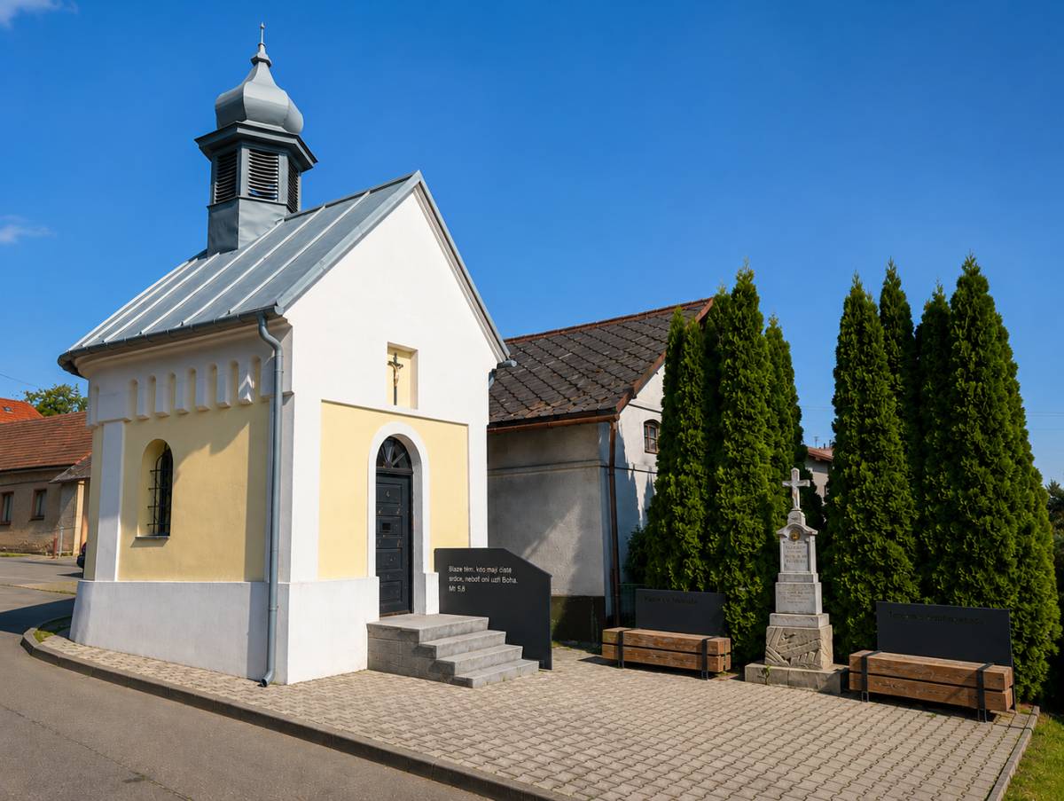 Děkujeme paní Pavle Brhelové za dlouholetou péči o kapličku sv. Matouše a přejeme jí pevné zdraví.