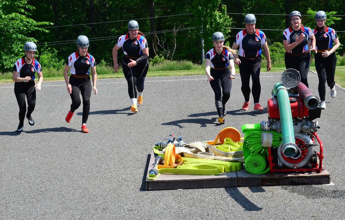 V neděli 24.5.2026 se v naší obci konala soutěž v požárním útoku.
