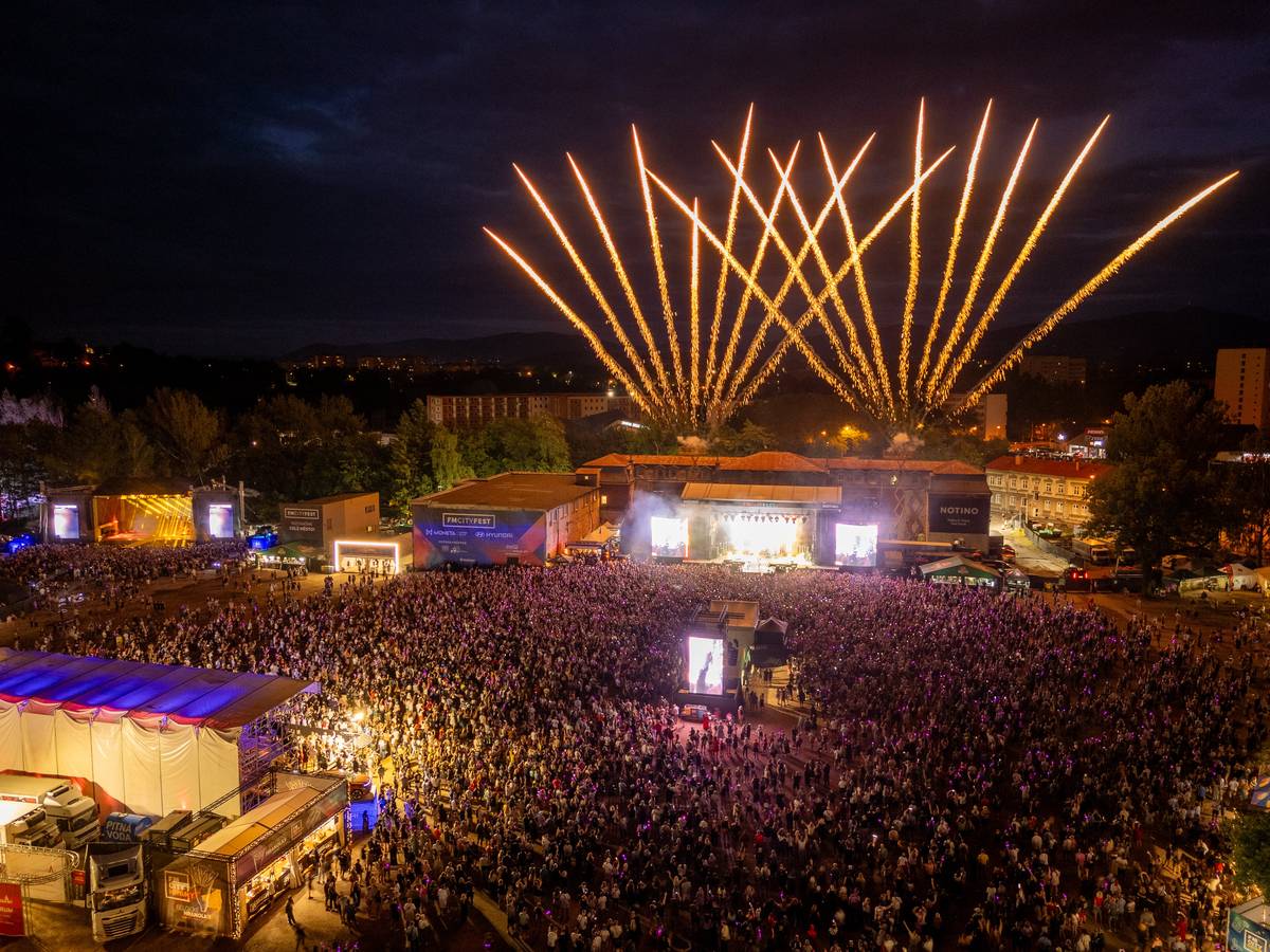 Nadcházející letní sezonu ve Frýdku-Místku opět zahájí tři velké festivaly, které patří k největším událostem roku nejen v rámci města, ale celého regionu. Čtěte zde: FESTIVALOVOU SEZONU VE FRÝDKU-MÍSTKU TRADIČNĚ ZAHÁJÍ TŘI VELKÉ ČERVNOVÉ AKCE | Frýdek-Místek