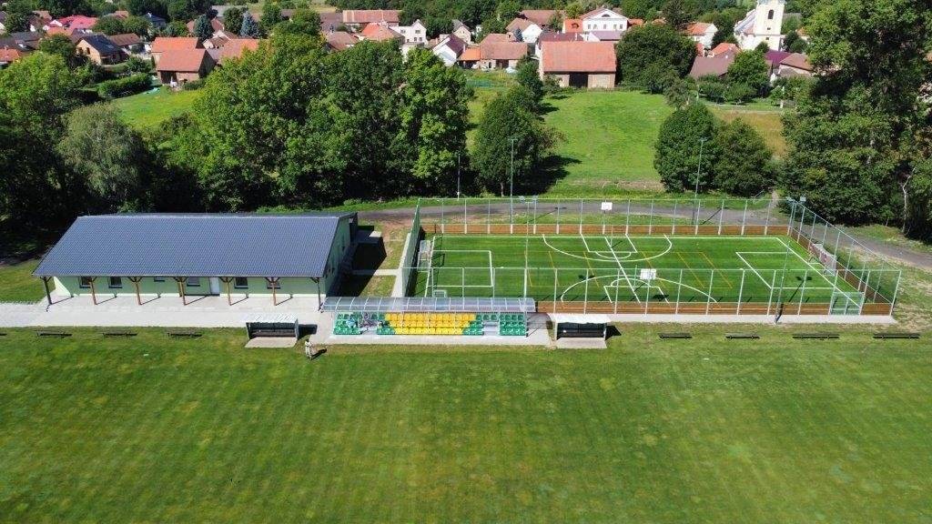 Vážení ⚽️ fotbaloví příznivci,    💛💚 FK Chotusice 1932 💛💚 vás tímto zve na program fotbalových zápasů o víkendu 30.5.-31.5.2026 ve sportovním areálu Chotusice:    ⚽️NE 31.května 2026 od 10:00 turnaj mladších přípravek/ FK Chotusice 1932, FK Čáslav, Sparta Kutná Hora     ⚽️NE 31.května 2026 od 17:00 III. třída dospělí / FK Chotusice 1932 - Sokol Močovice   Těšíme se na vaši podporu a účast👏💪💛💚     Občerstvení zajištěno !!!   💛💚 FK Chotusice 1932 💛💚