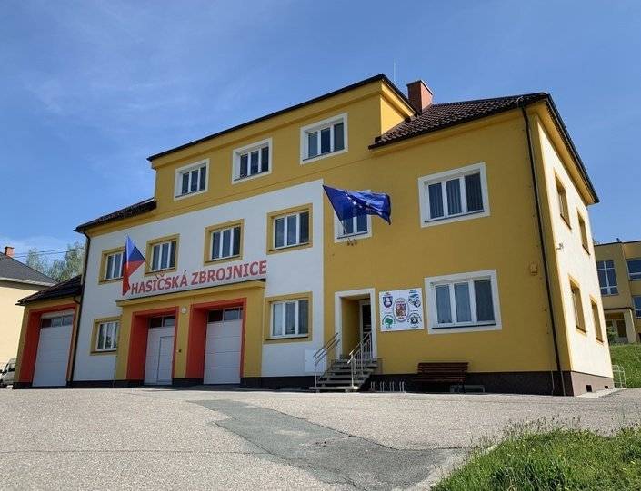 Vážení spoluobčané, dovolujeme si Vás informovat o změně úřední doby obecního úřadu od 1.6.2026 do 5.6.2026. ÚŘEDNÍ DOBA: pondělí     8:00 - 12:00 úterý         8:00 - 12:00 středa       8:00 - 12:00  13:00 - 17:00 čtvrtek      8:00 - 12:00 pátek        8:00 - 12:00         Děkujeme za pochopení.