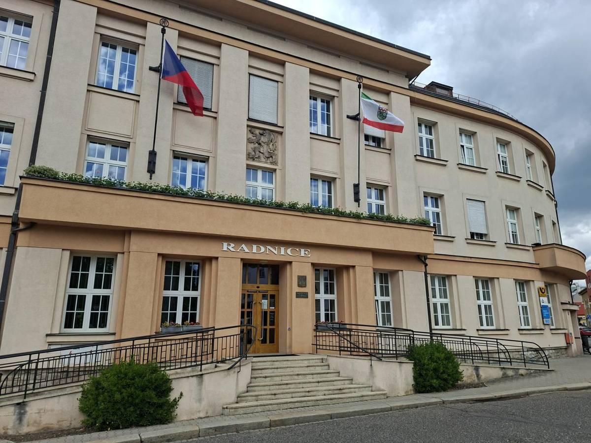 setkání u příležitosti výstavy německých umělkyň v Městské galerii Zázvorka