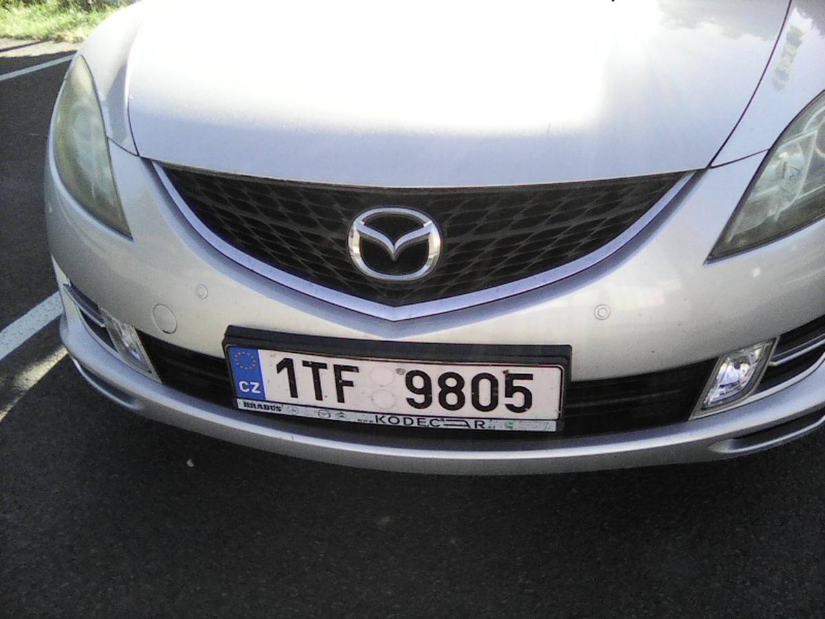 Žádáme řidiče/majitele vozidla SPZ 1TF9805, stříbrná Mazda 6, které aktuálně stojí na parkovišti u hřiště, aby ho okamžitě přeparkoval. Vozidlo bohužel blokuje prostor a brání přípravám na naši víkendovou akci. Děkujeme za pochopení a rychlou reakci! Sdílejte prosím, ať se zpráva dostane k majiteli.🙏